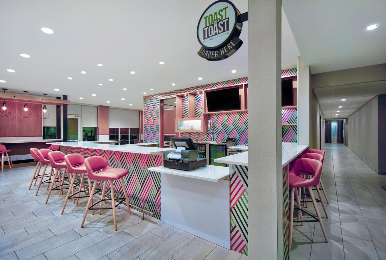 Holiday Inn - Erie By Ihg Zewnętrze zdjęcie